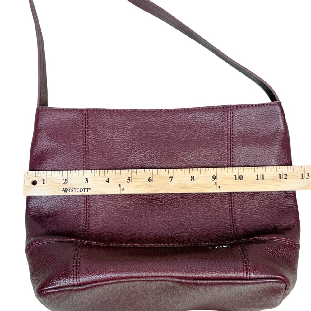 The Sak De Young Hobo Burgundy Leather
EUC - Picture 5 of 12
